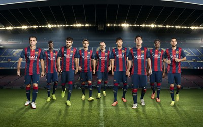 雷速电竞播报-阿兹蒙任意球诡异弧线得分